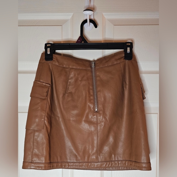 Forever 21 Brown Faux Leather Cargo Mini Skirt - Size Medium - Picture 2 of 5